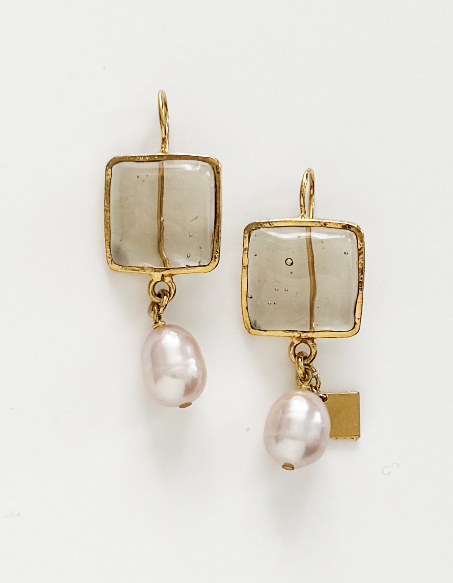 BOUCLES D'OREILLES PAVÉ & PERLES