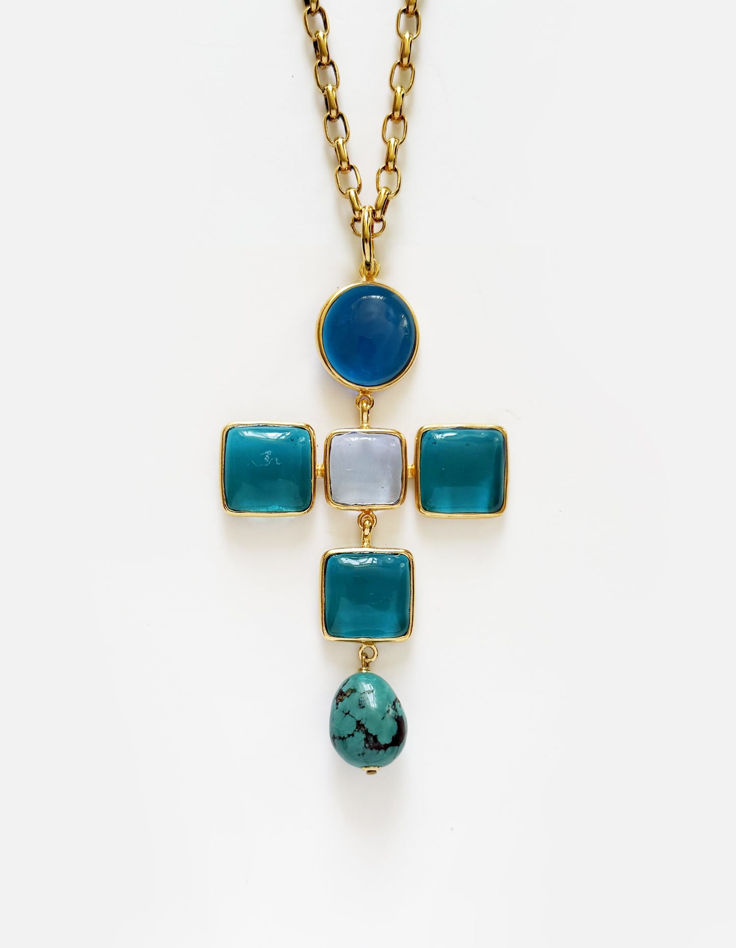 BAROCK KREUZANHÄNGER MIT ROCAILLEN